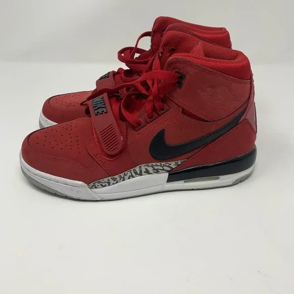 Nike | Shoes | Nike Air Jordan Legacy 32 Toro Varsity Size  display picture 2
